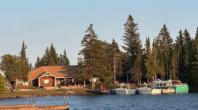 Rock Harbor Lodge - Web Listing
